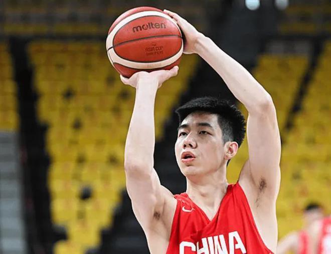 包含塞北雄鹿队失利南城雄鹿队，篮球季后赛上演关键失误成转折！定海神针仍在的词条